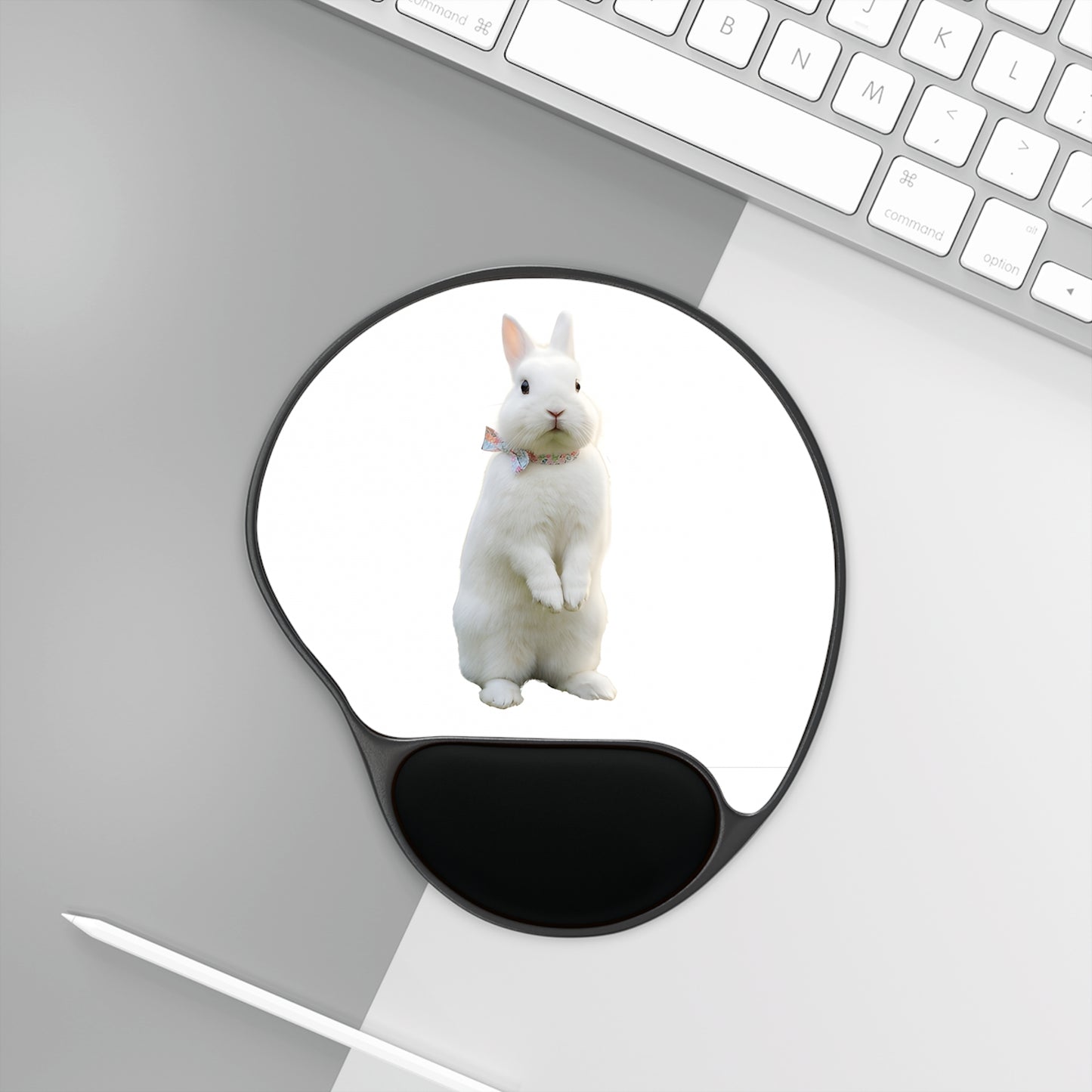 Ergonomic Mouse Pad – Pastel Pop Bunny
