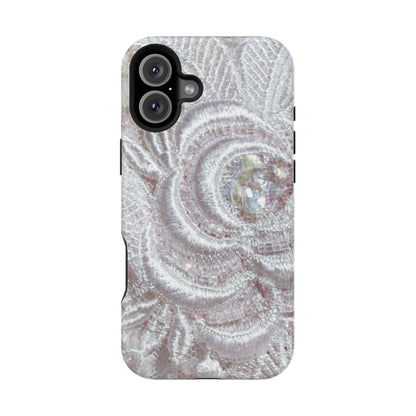 Wireless-Charging Compatible Case – Lace Veil