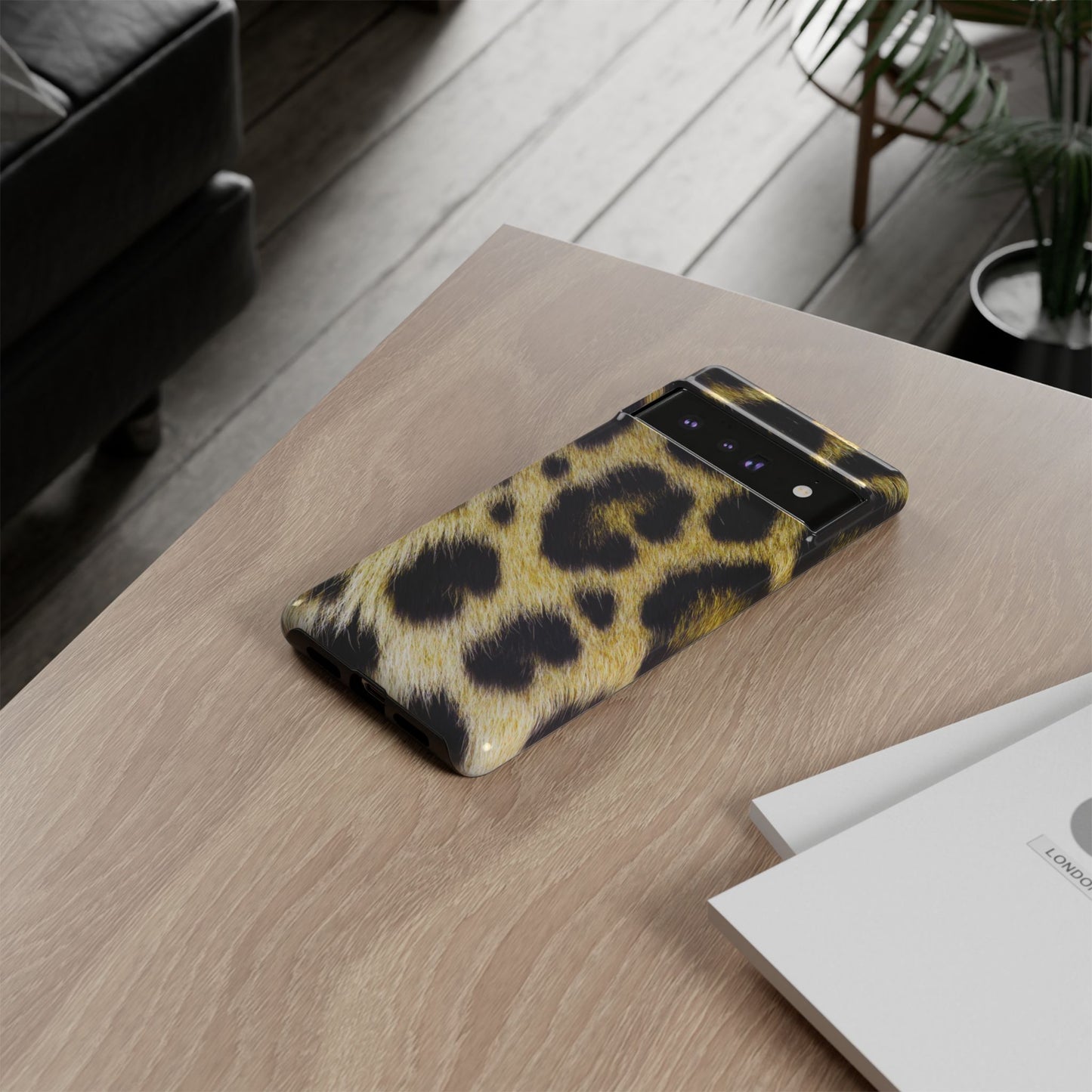 Protective Phone Case – Leopard Luxe