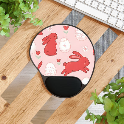 Ergonomic Mouse Pad – Hop & Hearts