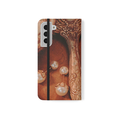 Flip Case – Bronze Vanity