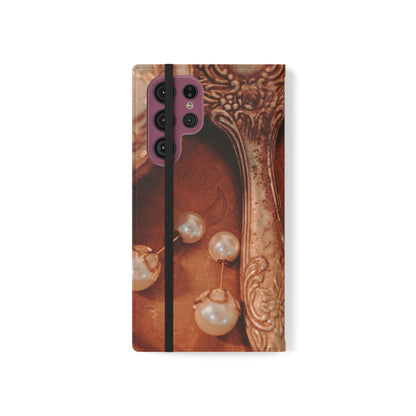 Flip Case – Bronze Vanity
