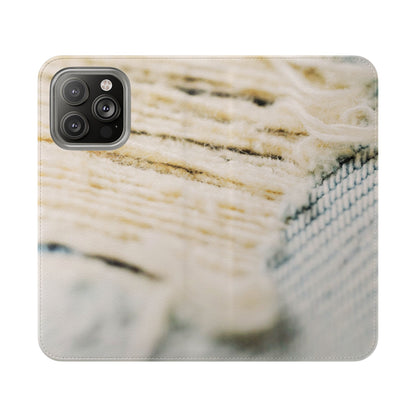Flip Case – Woven Warmth