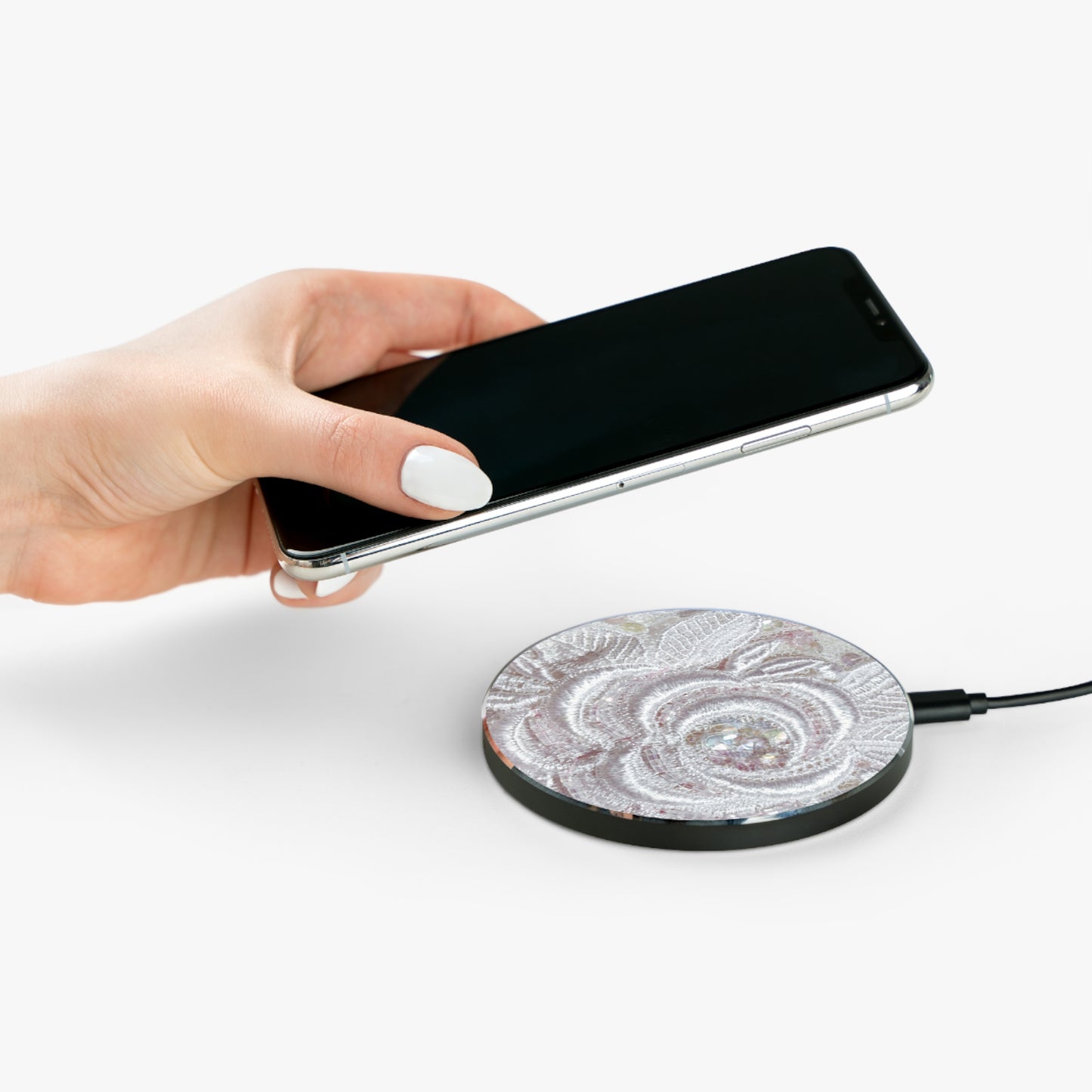Wireless Charger – Lace Veil