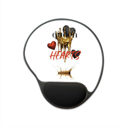 Ergonomic Mouse Pad with Wrist Rest – Queen of Hearts