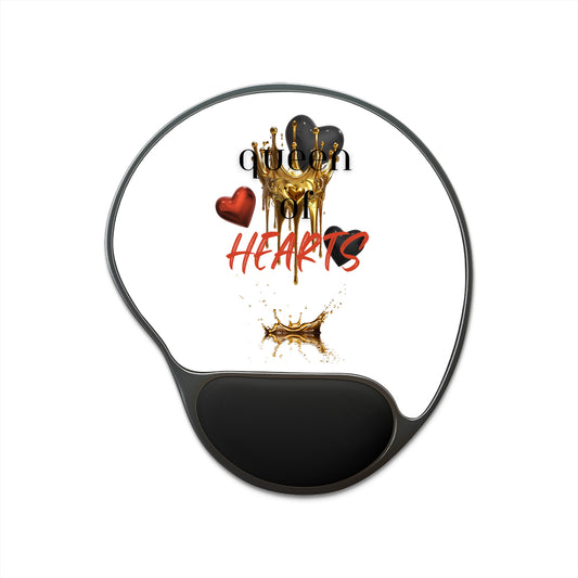 Ergonomic Mouse Pad with Wrist Rest – Queen of Hearts