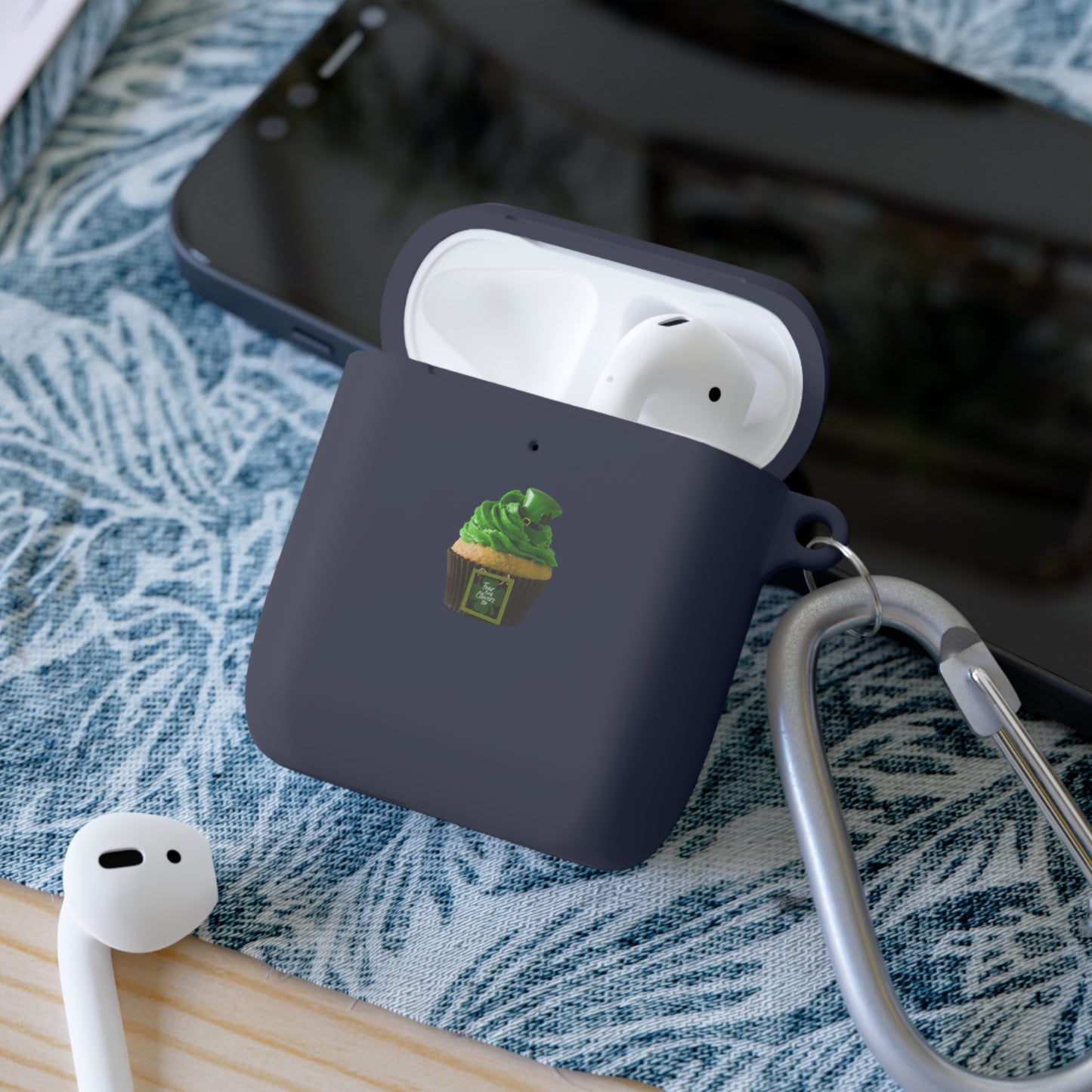 Wireless Earbud Case Cover – Lucky Clover Cupcake