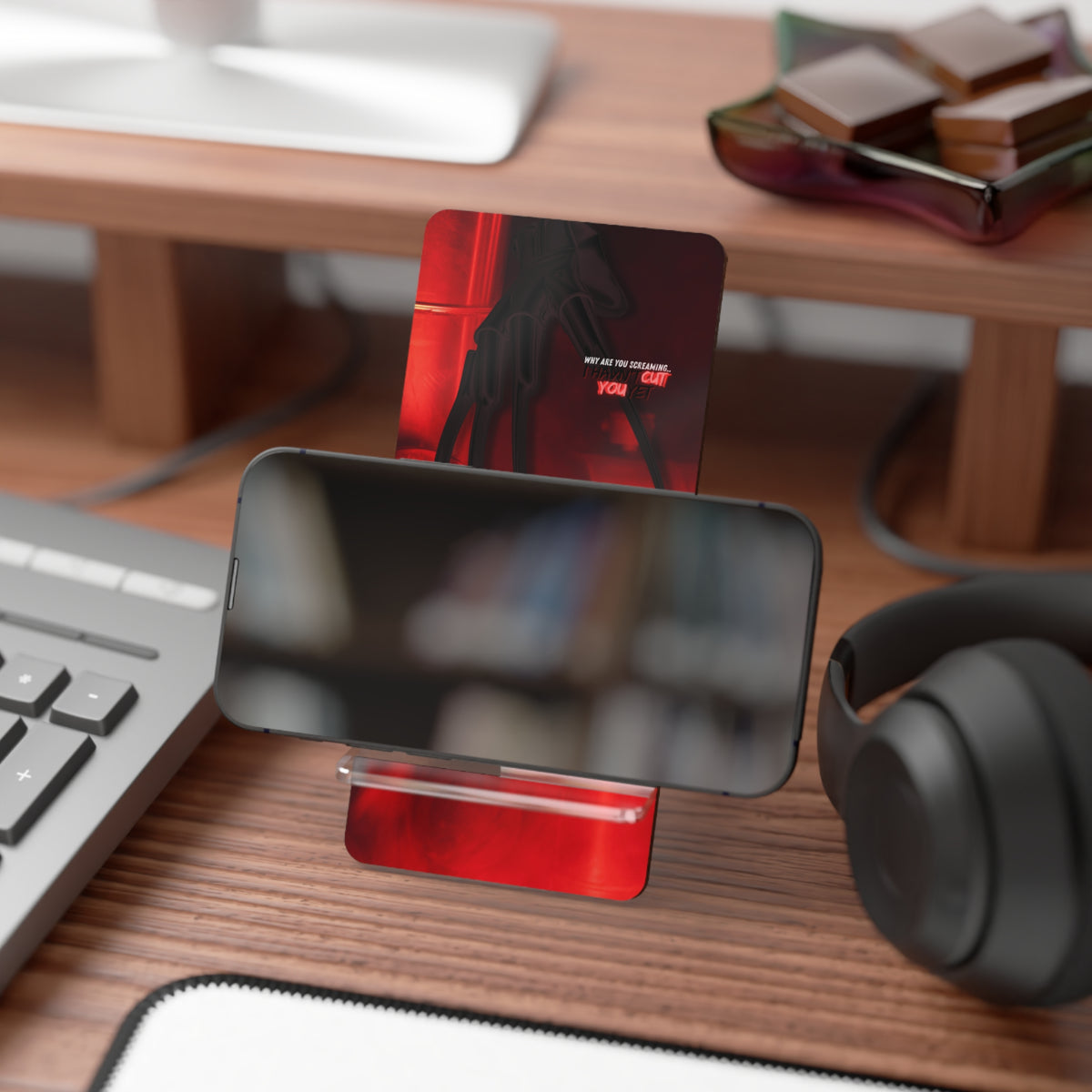 Phone Stand – Slasher Season