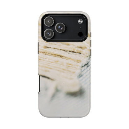 Protective Magnetic Phone Case – Woven Warmth