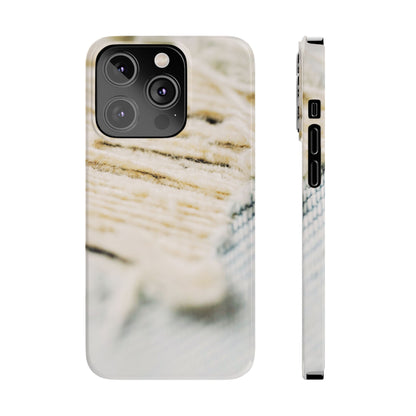 Slim Phone Case – Woven Warmth
