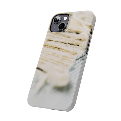 Slim Phone Case – Woven Warmth