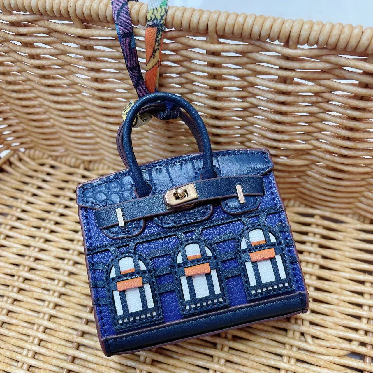 Mini House Bag Pendant – Vintage Microfiber Earbud Keychain Pouch, Backpack & Key Accessory