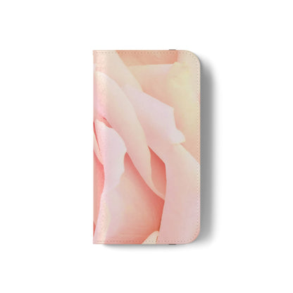 Flip Case – A Mother’s Rose Embrace