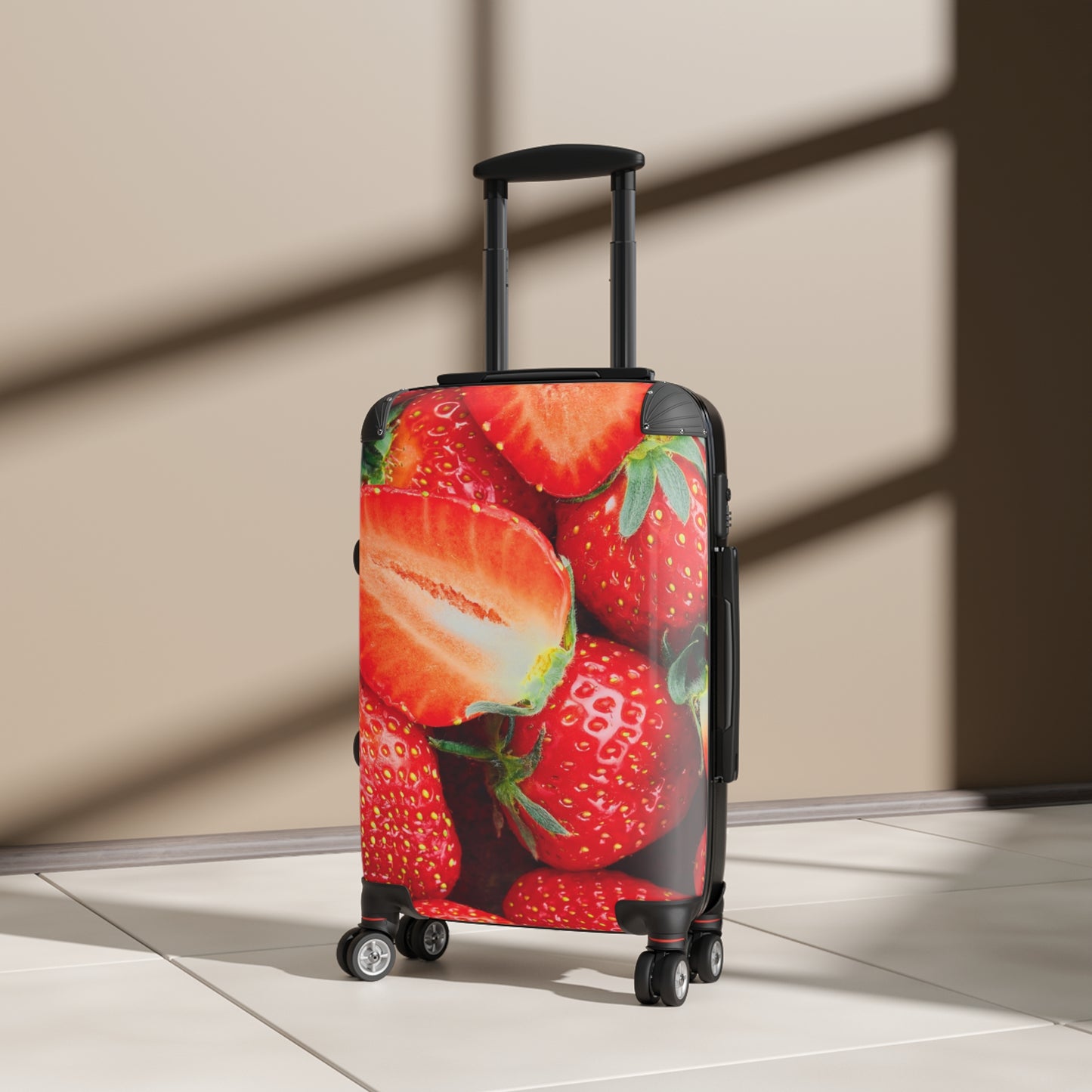 Hardshell Suitcase – Strawberry Sweet