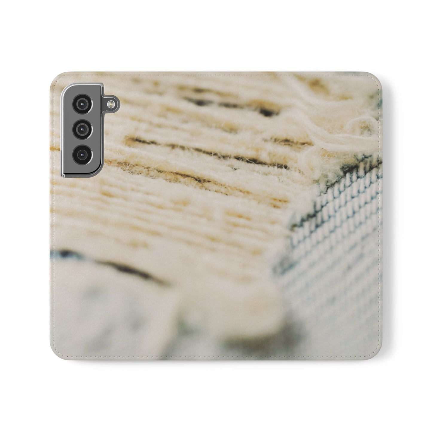 Flip Case – Woven Warmth