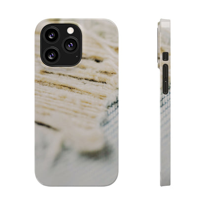 Slim Phone Case – Woven Warmth