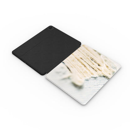 Tablet Case – Woven Warmth