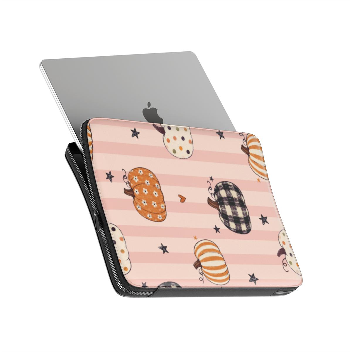 Vegan-Friendly Laptop Sleeve – Pumpkin Picnic