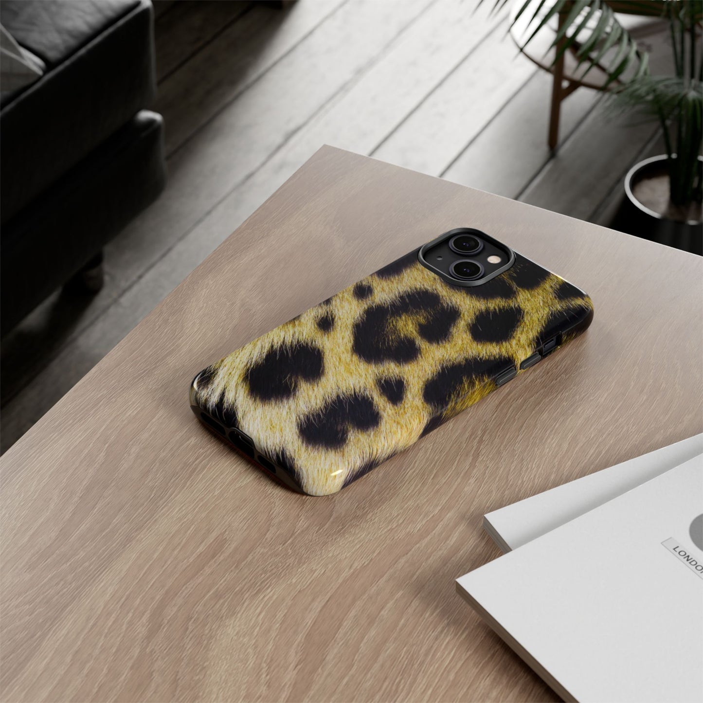 Protective Phone Case – Leopard Luxe