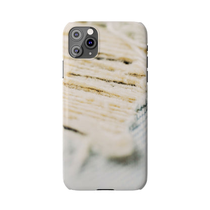 Slim Phone Case – Woven Warmth