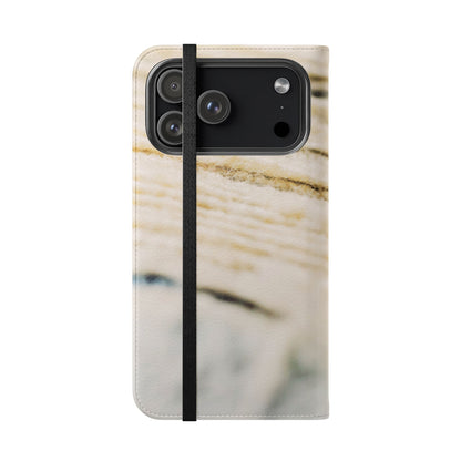 Flip Case – Woven Warmth
