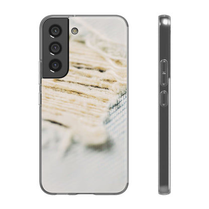 Flexi Case – Woven Warmth
