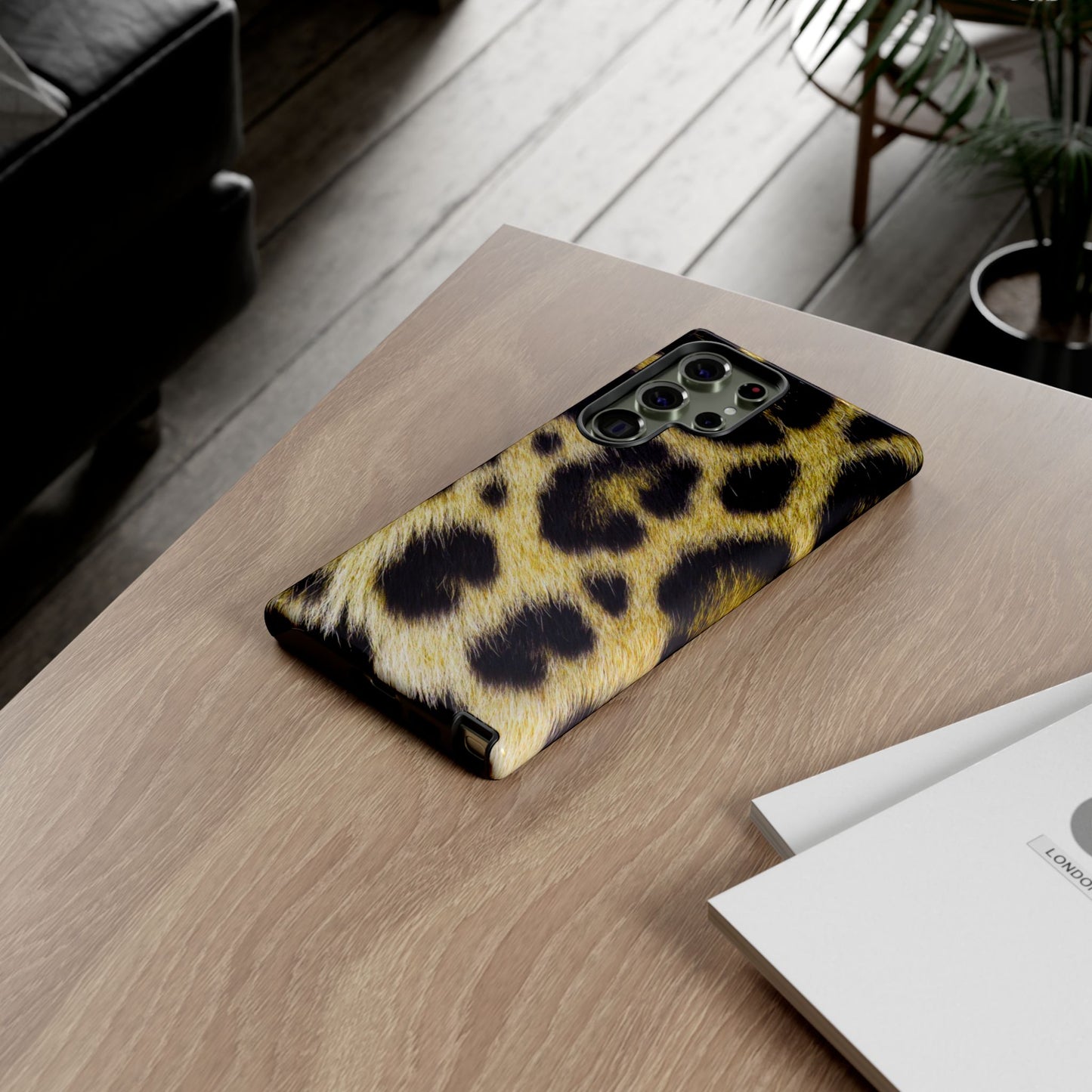 Protective Phone Case – Leopard Luxe