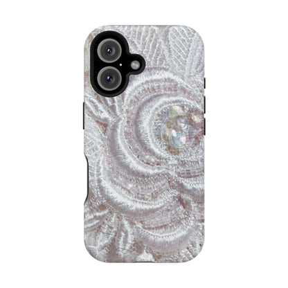 Wireless-Charging Compatible Case – Lace Veil