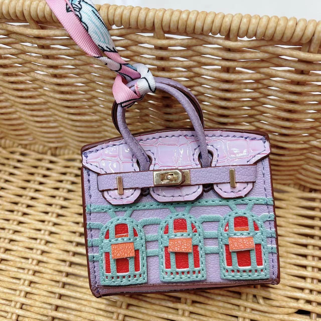 Mini House Bag Pendant – Vintage Microfiber Earbud Keychain Pouch, Backpack & Key Accessory