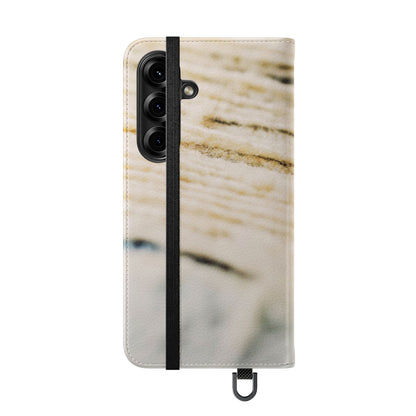 Flip Case – Woven Warmth