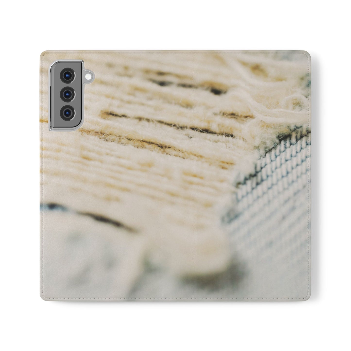 Flip Case – Woven Warmth