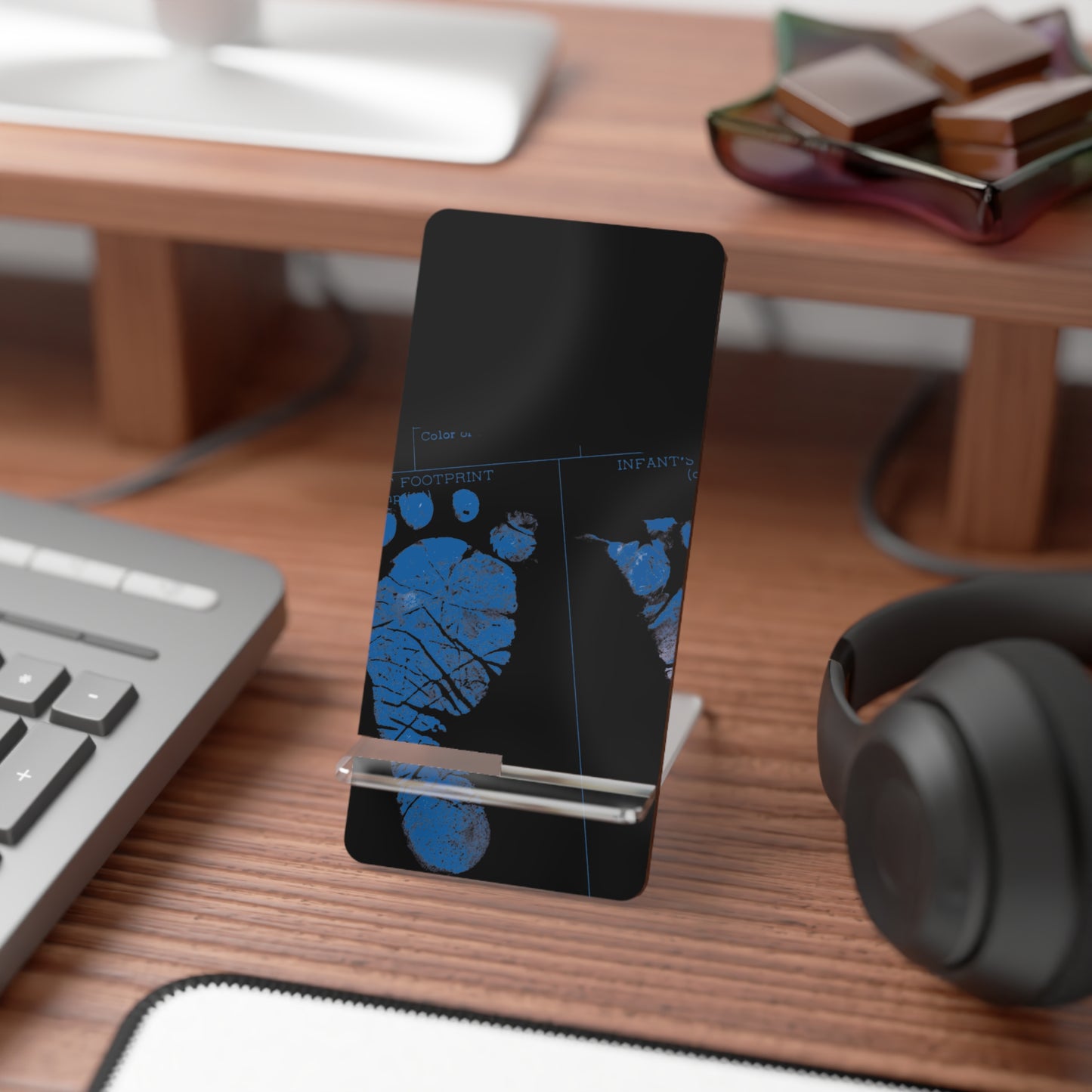 Phone Stand – Mom’s Little Blue Footprints