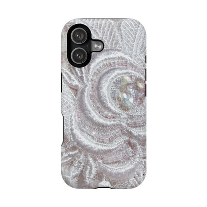 Wireless-Charging Compatible Case – Lace Veil