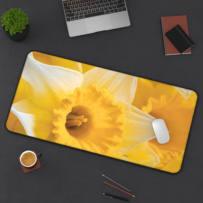 Desk Mat – Daffodil Daylight