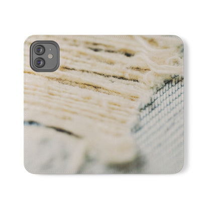 Flip Case – Woven Warmth