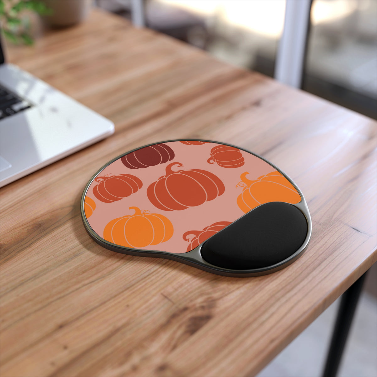 Ergonomic Mouse Pad – Pumpkin Mood