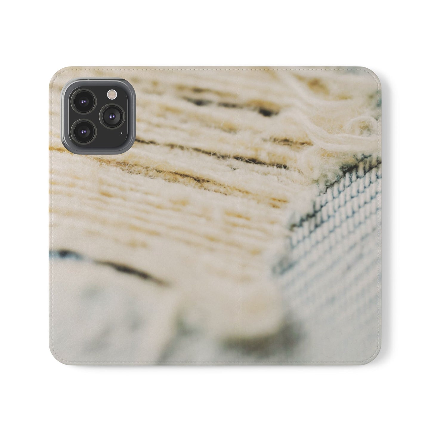 Flip Case – Woven Warmth