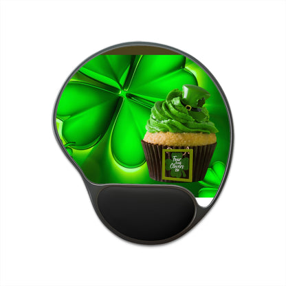 Ergonomic Mouse Pad with Wrist Rest – Lucky Clover Cupcake