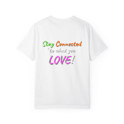 215 Connected Graphic T-Shirt – Retro Street Art Style for Everyday Wear