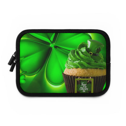 Laptop Sleeve – Lucky Clover Cupcake