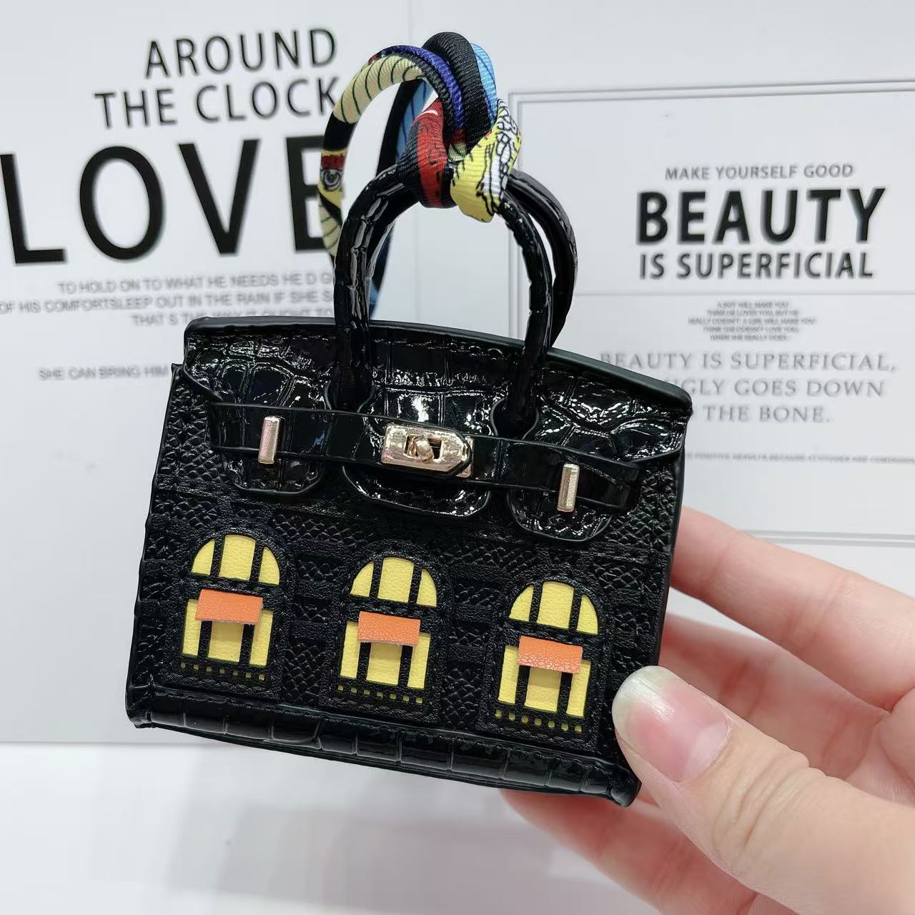 Mini House Bag Pendant – Vintage Microfiber Earbud Keychain Pouch, Backpack & Key Accessory