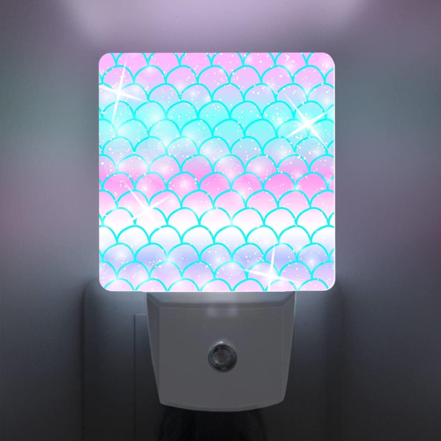 Night Light Plug-In Dusk to Dawn Smart Sensor White Led Nightlight for Bedroom Bathroom Kitchen Hallway Stairs Energy Efficient Decor Desk Lamp