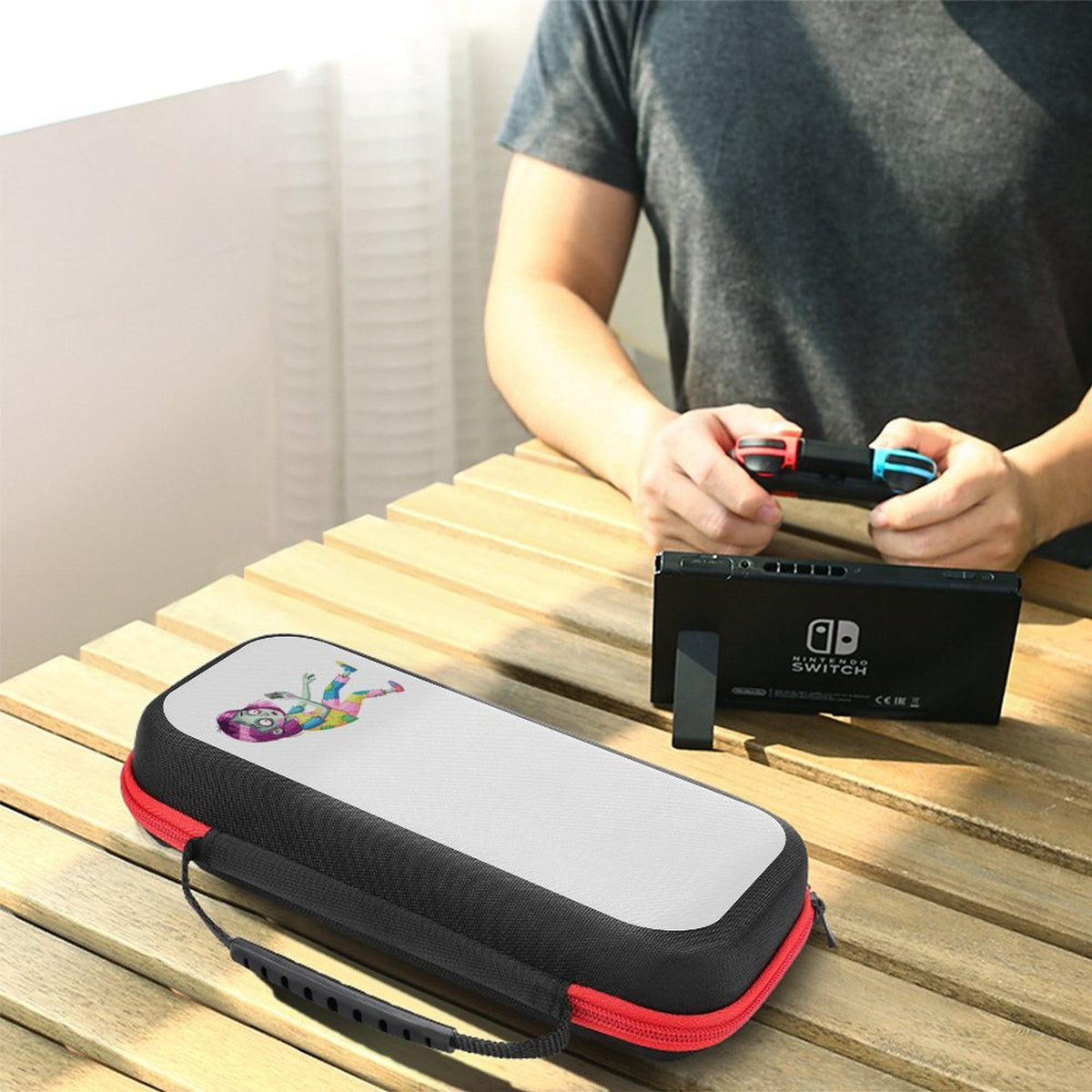 Travel Case – Game Over